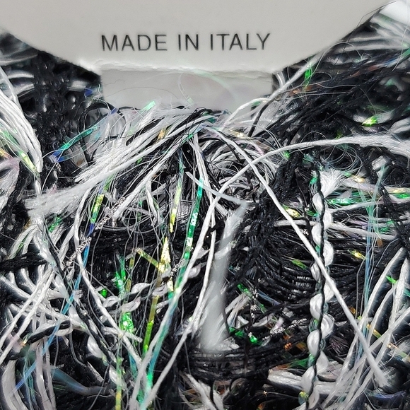 Trendsetter Lash Ltd Eyelash Metal Yarn | NWT| Pearl Black White Multi - Picture 2 of 5